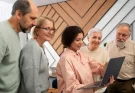 Ofertas de empleo del SEPE para mayores de 52 años: 57.470 puestos disponibles